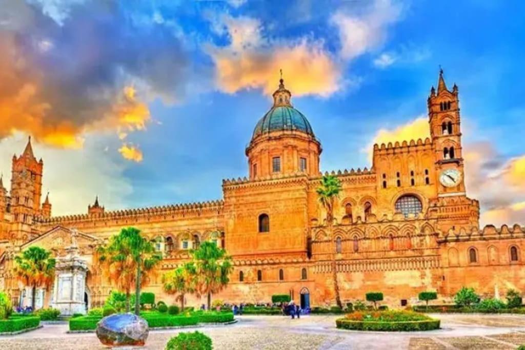 Merlo House - Inside The Historical Center Palermo Exterior photo