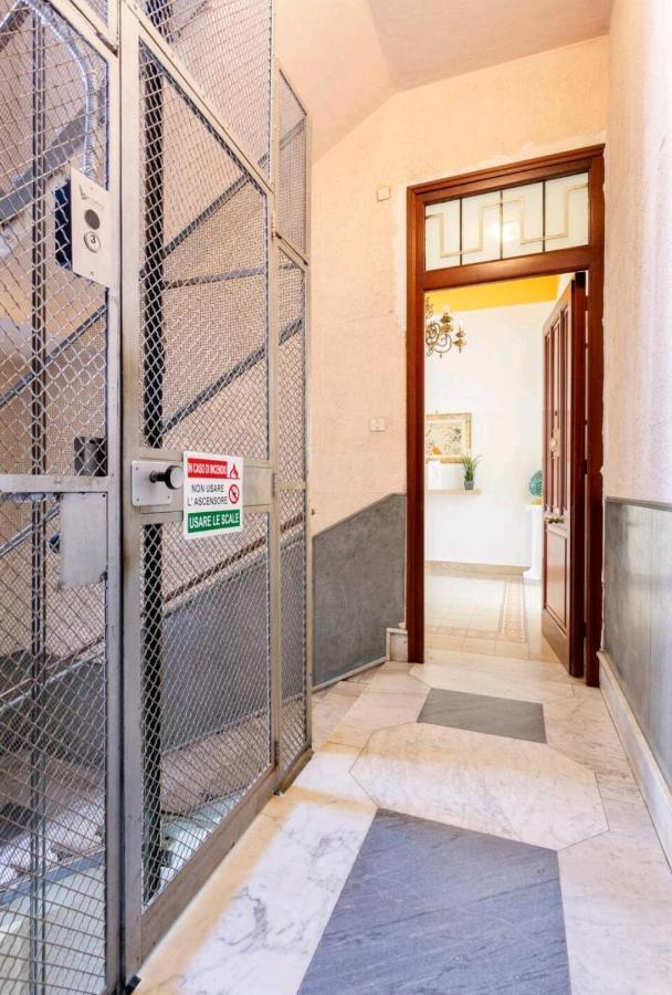 Merlo House - Inside The Historical Center Palermo Exterior photo